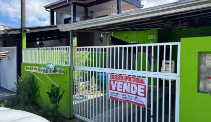Casa para Venda em Guaratuba, Cohapar, 2 dormitórios, 1 banheiro, 1 vaga