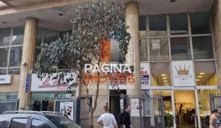 Página 1 Imóveis anuncia excelente opção de apartamento de 02 dormitórios e 02 banheiros no Condomínio Duque em Porto Alegre. - AP267