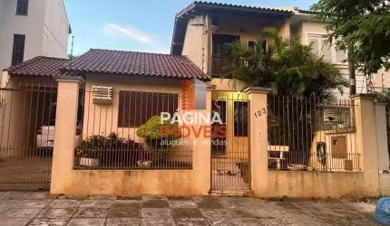 Página 1 Imóveis anuncia para venda ótima casa de 04 dormitórios, sendo 01 com sacada, no bairro Estância Velha em Canoas–RS. - CA395