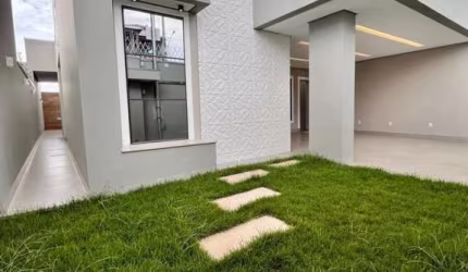 Casa para Venda em Montes Claros, Planalto, 3 dormitórios, 1 suíte, 2 banheiros, 2 vagas