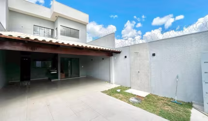Casa para Venda em Montes Claros, Residencial Sul, 4 dormitórios, 1 suíte, 2 banheiros, 2 vagas