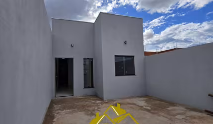 Casa para Venda em Montes Claros, Independência, 3 dormitórios, 1 suíte, 2 banheiros, 2 vagas