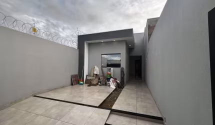 Casa para Venda em Montes Claros, Residencial Sul, 2 dormitórios, 1 suíte, 2 banheiros, 1 vaga