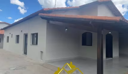 Casa para Venda em Montes Claros, Morada do Sol, 3 dormitórios, 1 suíte, 2 banheiros, 4 vagas