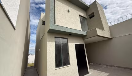 Casa para Venda em Montes Claros, Belvedere, 3 dormitórios, 1 suíte, 2 banheiros, 1 vaga