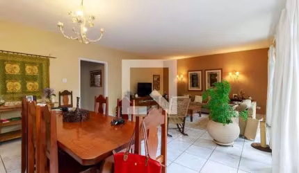 Casa à Venda - Brooklin, 3 Quartos,  320 m2