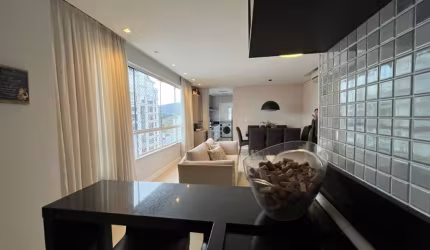 Apartamento mobiliado de 3 dormitórios com vista mar a 400 metros do mar em Balneário Camboriú