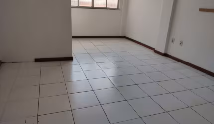 APARTAMENTO3/4 COM 100 METROS EM  NAZARE
