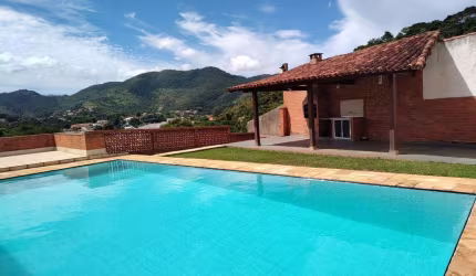 Casa 3 dormitórios para Venda em Miguel Pereira, Centro, 3 dormitórios, 2 banheiros, 2 vagas
