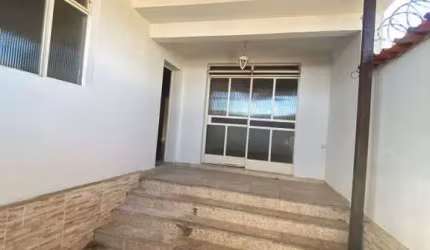 Casa com 3 quartos para alugar em Belo Horizonte