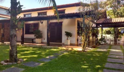Casa para Venda em Niterói, Camboinhas, 5 dormitórios, 2 suítes, 4 banheiros, 4 vagas