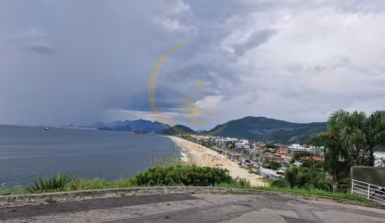 Terreno para Venda em Niterói, Piratininga