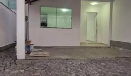 Casa para Locação em Niterói, Maravista, 4 dormitórios, 2 suítes, 2 banheiros, 2 vagas