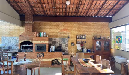 Linda Casa Residencial ou Comercial no Centro de Vitória - ES