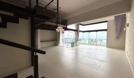 Cobertura de Luxo com vista deslumbrante na Praia do Canto