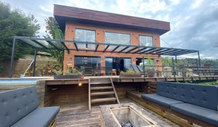 Casa com a vista mais linda da Pedra Azul