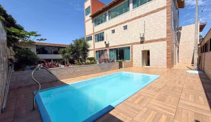 Casa Triplex com Vista Panorâmica para o Mar – Setiba, Guarapari/ES
