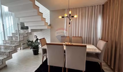 Casa duplex à Venda Porteira Fechada Residencial Fazenda HZ em Praia Grande – Conforto, Elegância e Localização Excepcional!