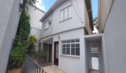 2 casas com 6 dormitorios, 6 banheiros, 4 vagas a avenda na Chacara Santo Antonio