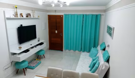 Sobrado à venda de 3 suítes e 2 vagas no Tucuruvi