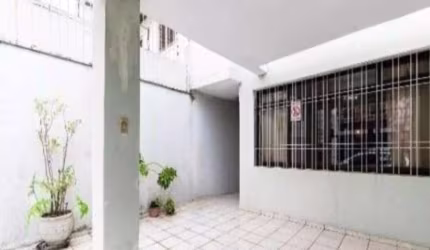 CASA A VENDA 3 QUARTOS 180m² - R$ 1.069.000,00 - VILA CLEMENTINO/SP