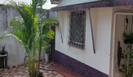 Casa à venda na Vila Zat com 120m² 3 dormitórios 1 banheiro 3 vagas