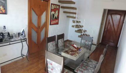 APARTAMENTO DUPLEX COM PISCINA