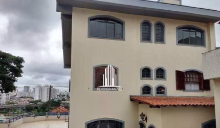 Sobrado à venda na Vila Aricanduva com 405m² 4 dormitórios 1 suíte 2 banheiros 4 vagas