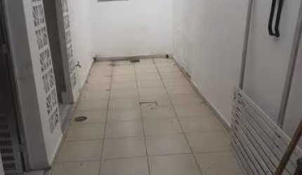 Casa na região do Broklin ótima localização, perto do metro, região nobre de São Paulo.