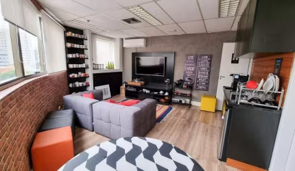 Sala Comercial e 8 banheiros à Venda, 133 m²