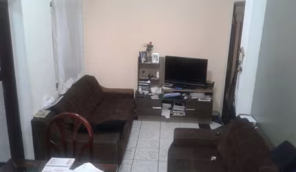 Casa à venda na Vila Mariana com 280² 6 dormitórios 3 suítes 5 banheiros 2 vagas.