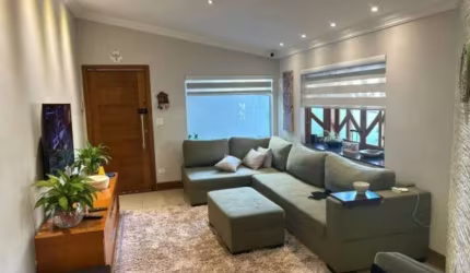 Casa à venda na Jardim Bonfiglioli com 200m² 3 dormitórios 4 banheiros 4 vagas