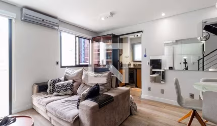 Apartamento à Venda - Itaim Bibi, 1 Quarto,  80 m2
