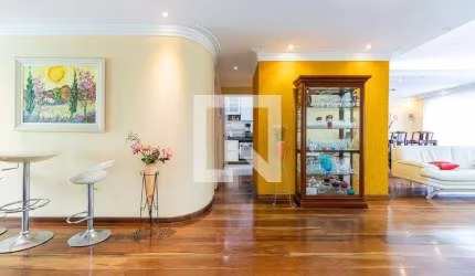 Casa à Venda - Jardim Marajoara , 3 Quartos,  275 m2