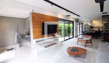 Casa à Venda - Brooklin, 2 Quartos,  200 m2
