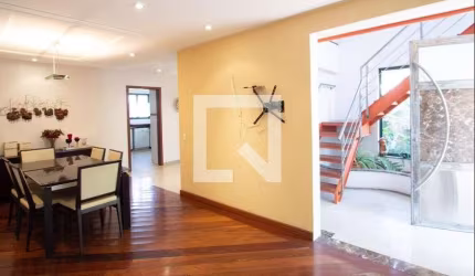 Casa à Venda - Moema, 3 Quartos,  300 m2
