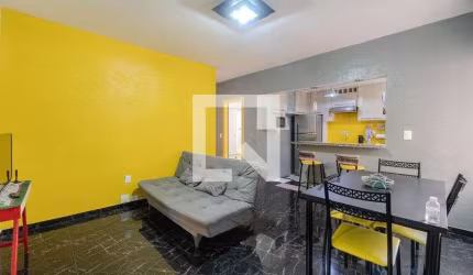 Apartamento à Venda - Bela Vista, 2 Quartos,  70 m2