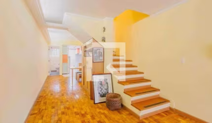 Casa à Venda - Pinheiros, 3 Quartos,  139 m2