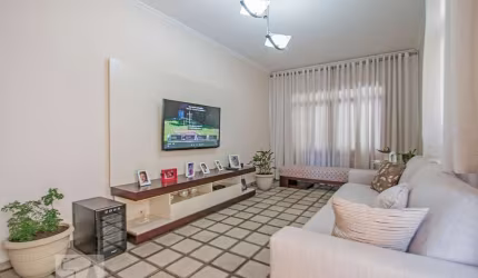 Casa à Venda - Jardim Marajoara , 4 Quartos,  180 m2
