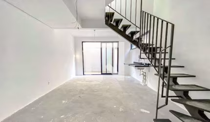 Casa à Venda - Vila Mariana, 2 Quartos,  104 m2