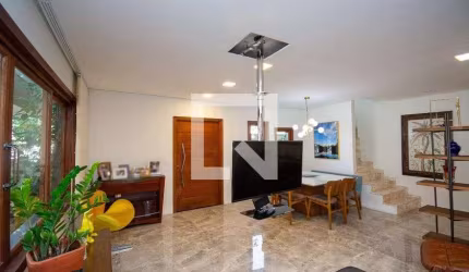 Casa à Venda - Jardim Marajoara , 2 Quartos,  200 m2