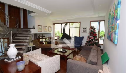 Casa à Venda - Jardim Marajoara , 4 Quartos,  273 m2