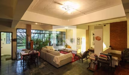 Casa à Venda - Sumaré, 3 Quartos,  200 m2