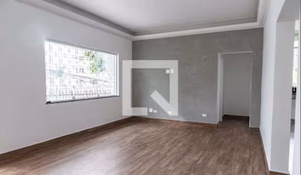 Casa à Venda - Bosque da Saúde, 2 Quartos,  145 m2