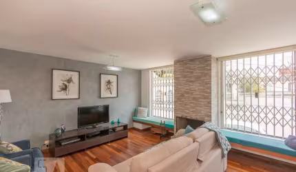 Casa à Venda - Campo Belo, 3 Quartos,  151 m2