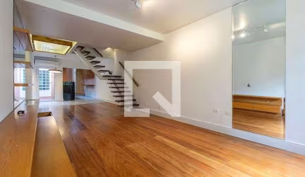Casa à Venda - Pinheiros, 2 Quartos,  120 m2