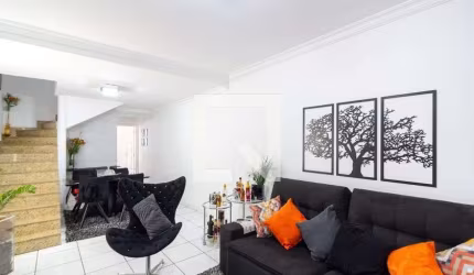 Casa à Venda - Jardim Marajoara , 3 Quartos,  145 m2