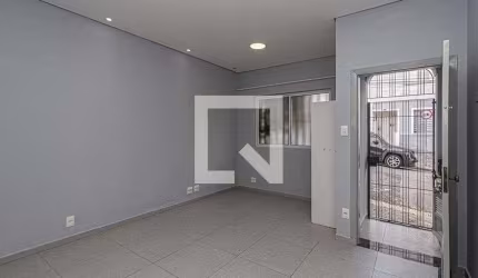 Casa à Venda - Bosque da Saúde, 2 Quartos,  86 m2