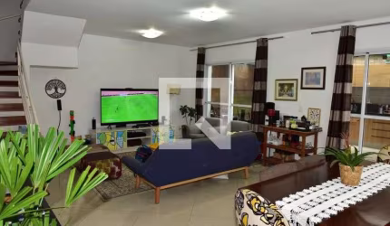 Casa à Venda - Jardim Marajoara , 4 Quartos,  241 m2