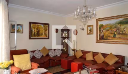 Casa à Venda - Ipiranga, 2 Quartos,  320 m2